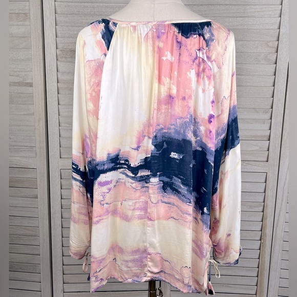 LOVESTITCH Boho Blouse Tassel Tie Pink/Blue Multi-M/L - Picture 3 of 3